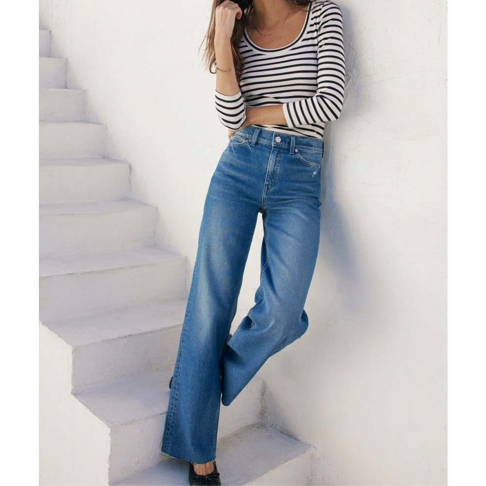 AYR The Secret Sauce 27 Brunch Plans Blue Wide Leg Jeans Raw Hem